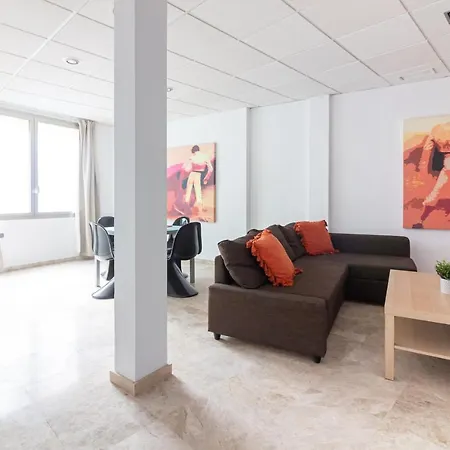 Saenz Gallery By Bossh! Apartment