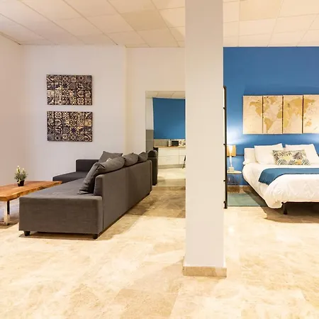 Saenz Gallery By Bossh! *