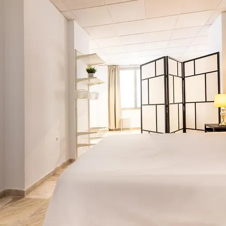 Saenz Gallery By Bossh! * Malaga