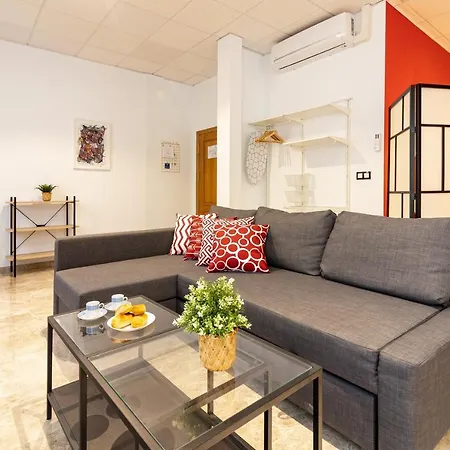 Saenz Gallery By Bossh! Apartment