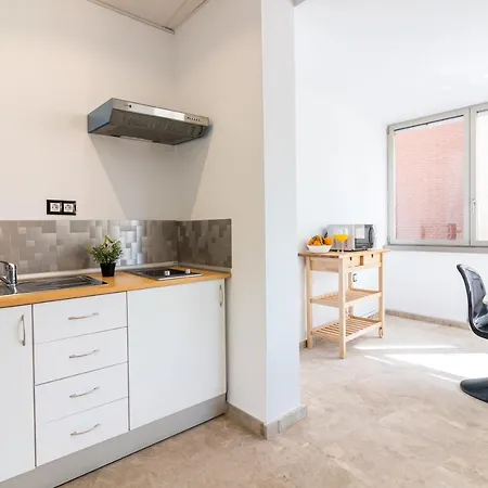 Saenz Gallery By Bossh! Apartment *